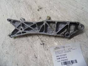 342.vo1q07 Volvo 2007 Brackets Misc S80 Aa 27677