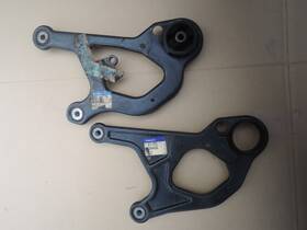 9434434 Volvo 9434433 1993-97 850 Used Original Pair Engine Mount Brackets Part #9434433