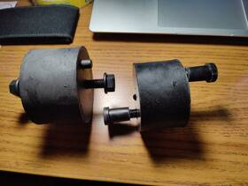 Lck6240907034583 Westar 2pcs Front Engine Motor Mount For Volvo 240