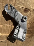 81-85 Mercedes W126 Left Side Engine Support Mount Bracket 1162235004 V33. Fixed Price $40.00.