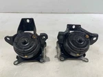 2015 - 2020 Gmc Yukon Xl 1500 5.3L Rwd Engine Lh & Rh Frame Mount Set Of Oem. Fixed Price $79.20.