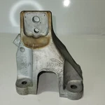 Genuine Jaguar Xe Engine Mount 2.0 Diesel & Petrol Lh Rwd GX736061FB. Fixed Price $155.00.