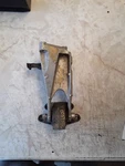 Saturn Vue 2004 3.5L Engine Mount 483554. Fixed Price $59.00.