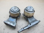 03-06 Mercedes R230 SL500 5.0L M113 Left & Right Engine Motor Mount Oem. Fixed Price $39.49.