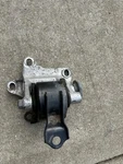 02-06 Honda Crv At Left Front Top Transmission Upper Bracket Oem 50825-S7C-980. Fixed Price $119.99.
