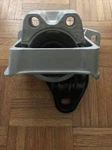 Upper Motor Mount Bracket Ford Focus 5S43-6F012-CA New. Fixed Price $34.00.
