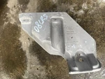 05-09 Land Rover L320 LR3 Left Driver Side Engine Motor Mount Bracket Oem. Fixed Price $15.97.