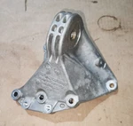 Porsche Cayman 982 16 2.0 Dny 300 Hp Dpd Engine Mount Bracket 9A210559501. Fixed Price $67.70.
