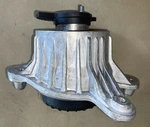 Right Engine Mount 205-240-03-00 For Mercedes-benz C300 & C350E 2015-2018. Fixed Price $78.52.