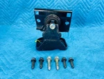 Infiniti QX56 QX80 2WD Front Engine Mount Passenger Side 2011-2015 Oem. Fixed Price $80.00.