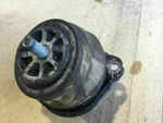 Volkswagen Touareg 2004 3.2L Right Engine Mount Factory. Fixed Price $22.00.