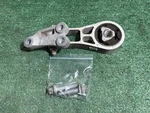 2017 Jeep Renegade 2.4L Engine Motor Mount Support Torque Strut Bracket Oem. Fixed Price $75.00.