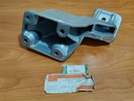 KKU500610 - Land Rover Bracket Engine Support. Fixed Price $105.00.