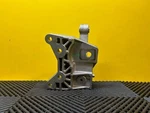 Range Rover Evoque 2018-2019 Upper Right Engine Mount LR095899 GJ32-6P096-AF. Fixed Price $66.62.