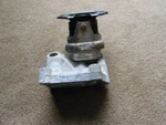 06 07 09 Chrysler 300 5.7 Right Engine Mount Bracket 2005 2008 2010. Fixed Price $75.00.