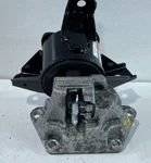 20-25 Hyundai Palisade Awd Front Left Side Engine Motor Mount W/ Bracket #103073. Fixed Price $52.80.