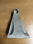 2004-2019 Maserati Quattroporte Right Engine Motor Mount Support Bracket Oem. Fixed Price $45.00.
