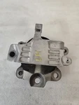 Volvo XC40 2023 Gearbox Bearing Transmission Damper 32139920 184KW OVI22418. Fixed Price $107.71.