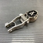 2019-2025 Volvo XC40 T4 2.0L Engine Motor Torque Rod Mount Support Bracket Oem. Fixed Price $36.00.