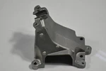 2013-2016 Mercedes-benz E400 Engine Mount Bracket A2762234104. Fixed Price $115.50.
