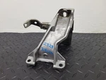 06-08 Suzuki Vitara 2.7L Right Passenger Engine Mount Bracket Oem 11641-66J00. Fixed Price $95.00.