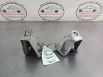 2011 Chevrolet Camaro Engine Stand Pair, Left Right - Oem. Fixed Price $124.95.