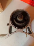 Engine Mount Skp SKM9223. Fixed Price $35.00.