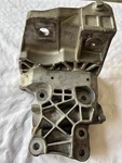 2017 2019 Land Rover Discovery Sport Engine Mount Eom GJ32-6030-AA. Fixed Price $55.00.