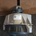 Genuine Oem Bmw Engine Mount Sk 7581619-02 172768-02 CT-00006379/2. Fixed Price $40.00.
