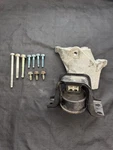 Nissan Sentra Juke Oem Engine Mount Insulator Right Passenger With Bolts. Fixed Price $49.98.