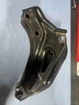 2002-2005 Oem Honda Civic Si Rear Engine Bracket 50827-S6M-J00. Fixed Price $65.00.