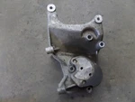 94-99 Land Rover Discovery Engine Bracket Alternator Tensioner ERR4514 C38. Fixed Price $54.88.