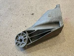 Bracket Volkswagen Touareg Bearing Engine Right 022199308. Fixed Price $40.64.